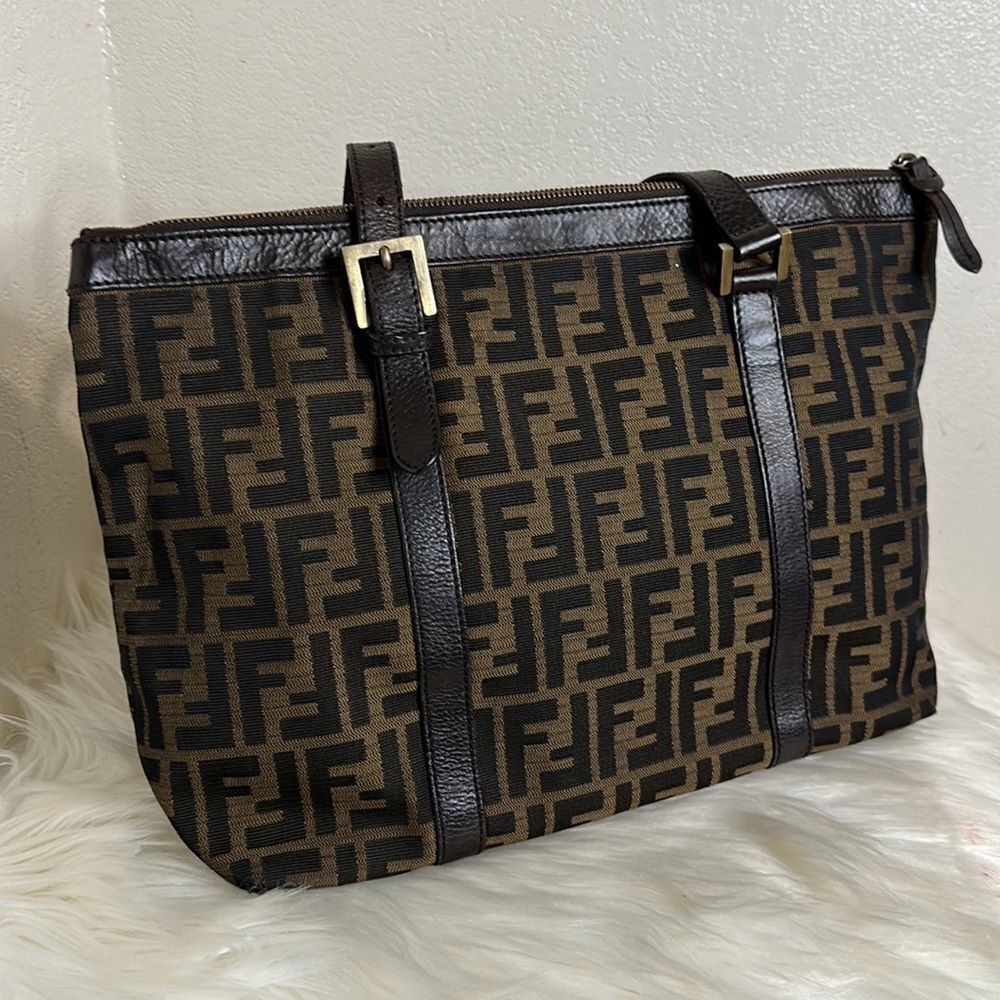 💯Authentic Fendi Zucca Tote Handbag🍀 - Picture 15 of 17